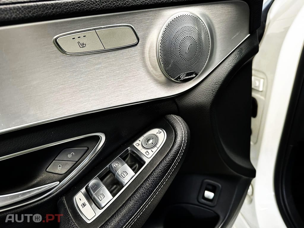 Mercedes-Benz C 220 d AMG Line