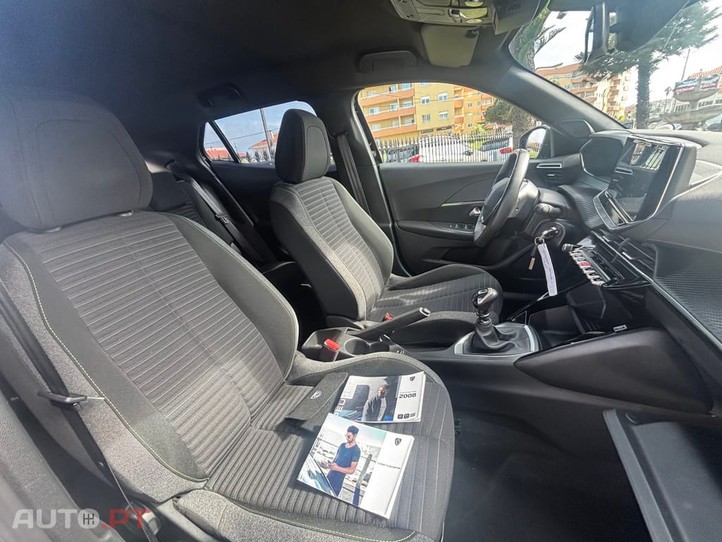 Peugeot 2008 1.2 PureTech Active Pack