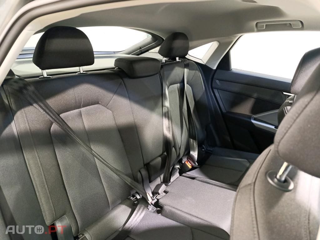 Audi Q3 35 TDI S line S tronic