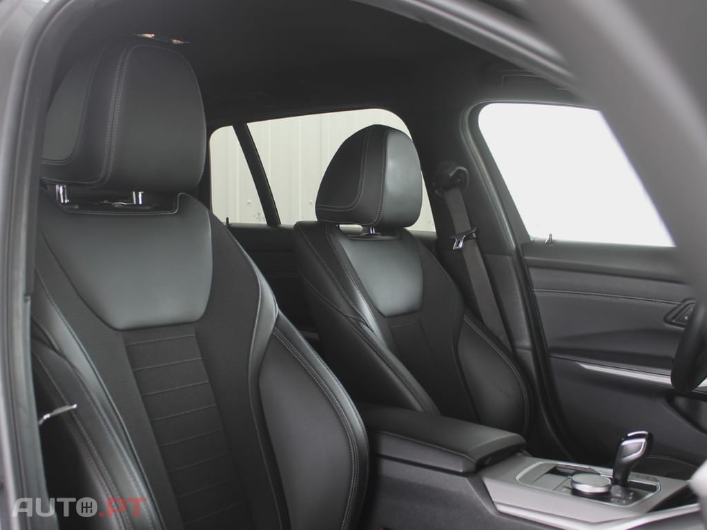 BMW 320 e Corporate Edition Auto