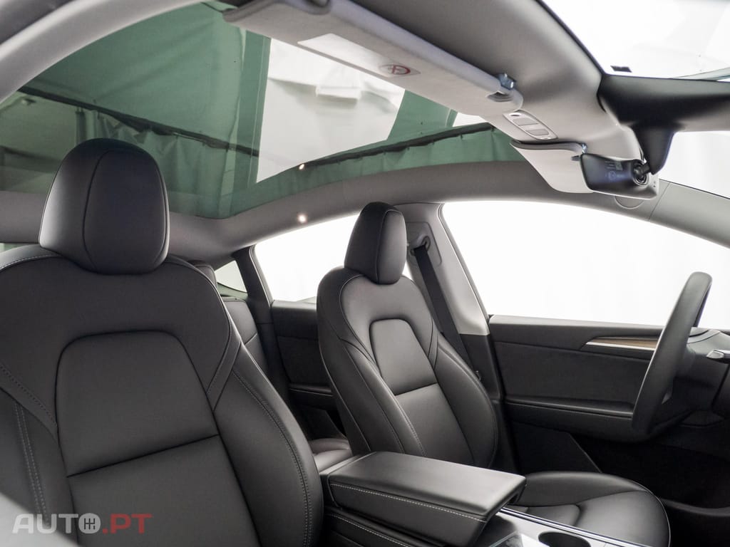 Tesla Model Y Long Range Tração Integral