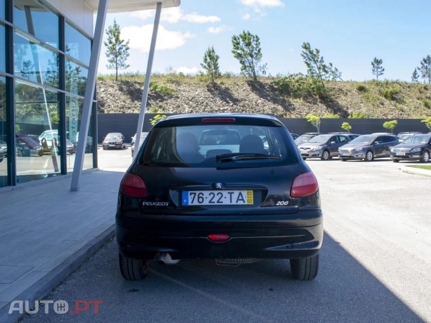 Peugeot 206 1.1