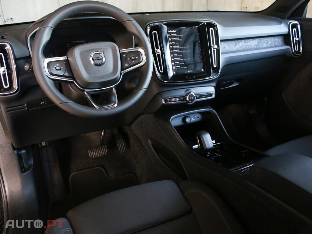 Volvo XC40 Recharge Core