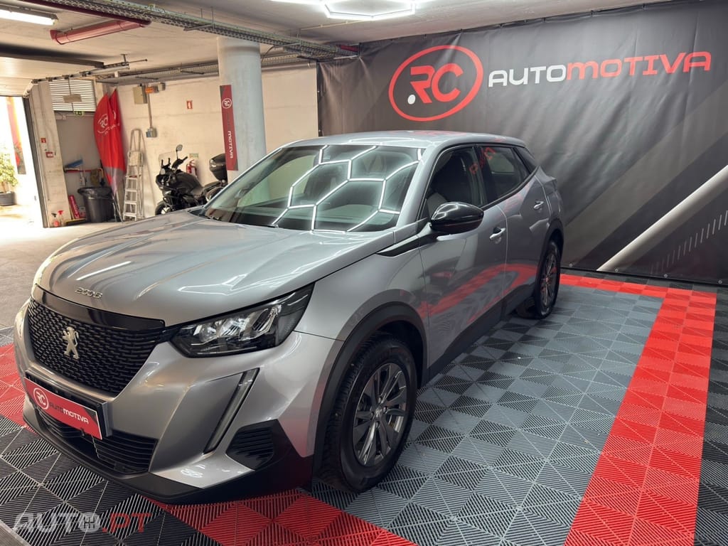 Peugeot 2008 1.2 PureTech Active Pack EAT8