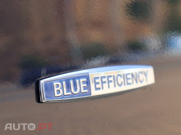 Mercedes-Benz E 350 CDi Avantgarde BlueEfficiency