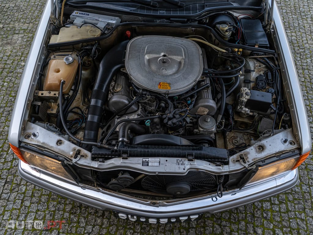 Mercedes-Benz 500 SEC W126