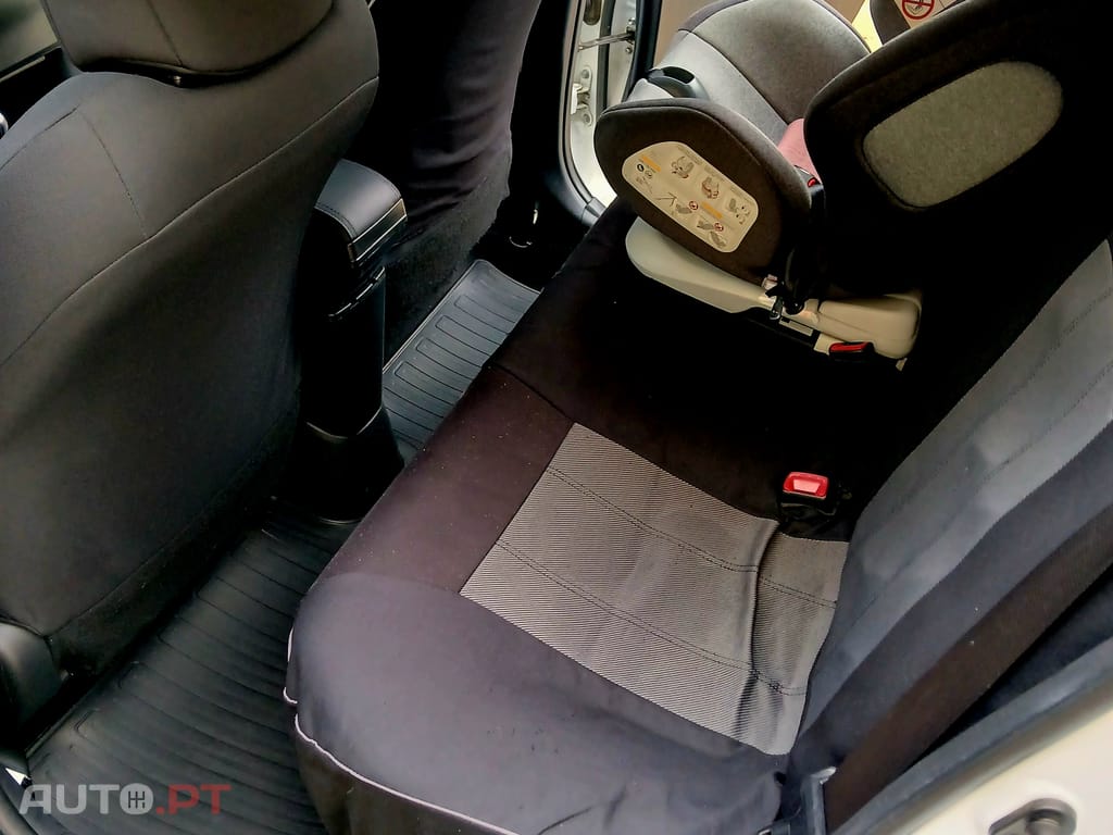 Toyota Yaris Confort+Pack Style