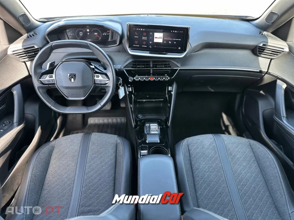 Peugeot 2008 1.2 PureTech Allure EAT8