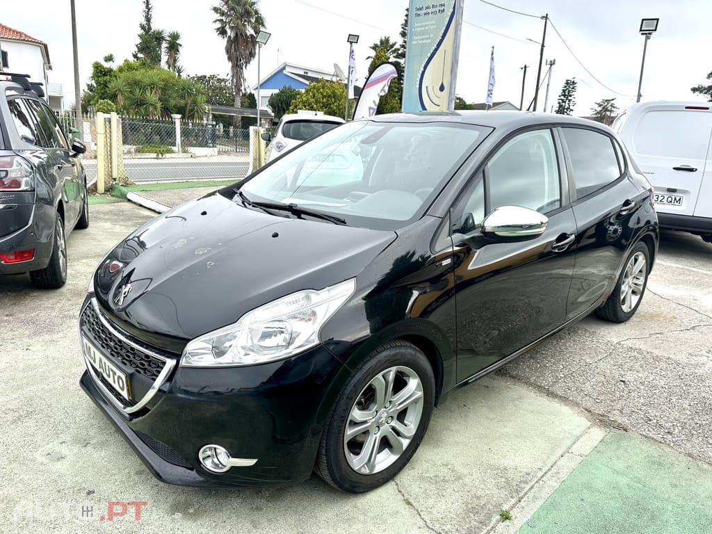 Peugeot 208 1.2 VTi Allure