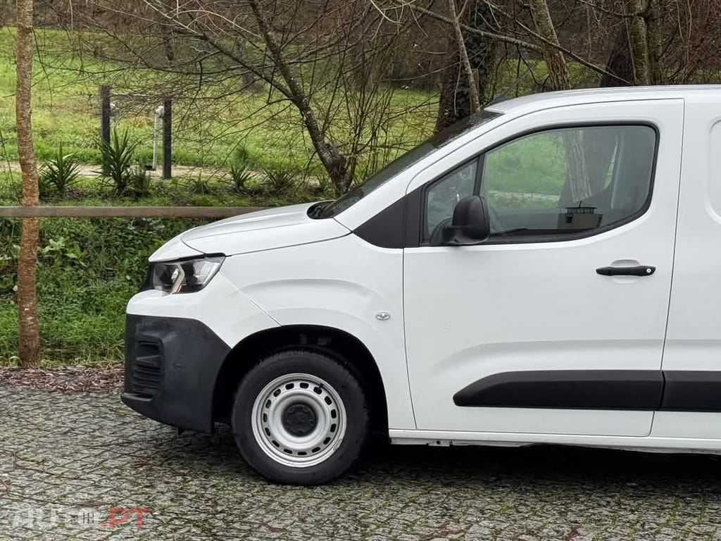 Peugeot Partner 1.5 BlueHDi Premium Standard