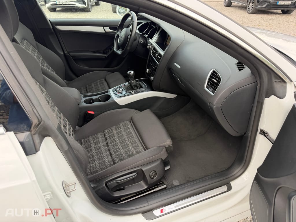 Audi A5 2.0 TDI S-line