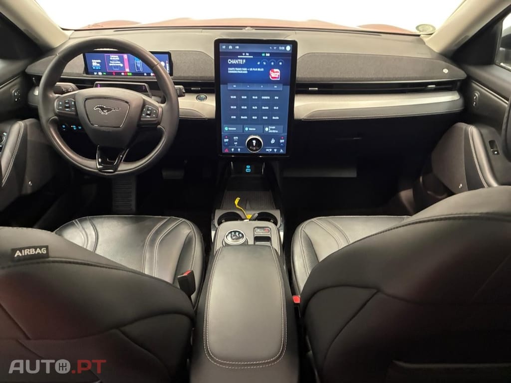 Ford Mustang Mach-E Standard Range