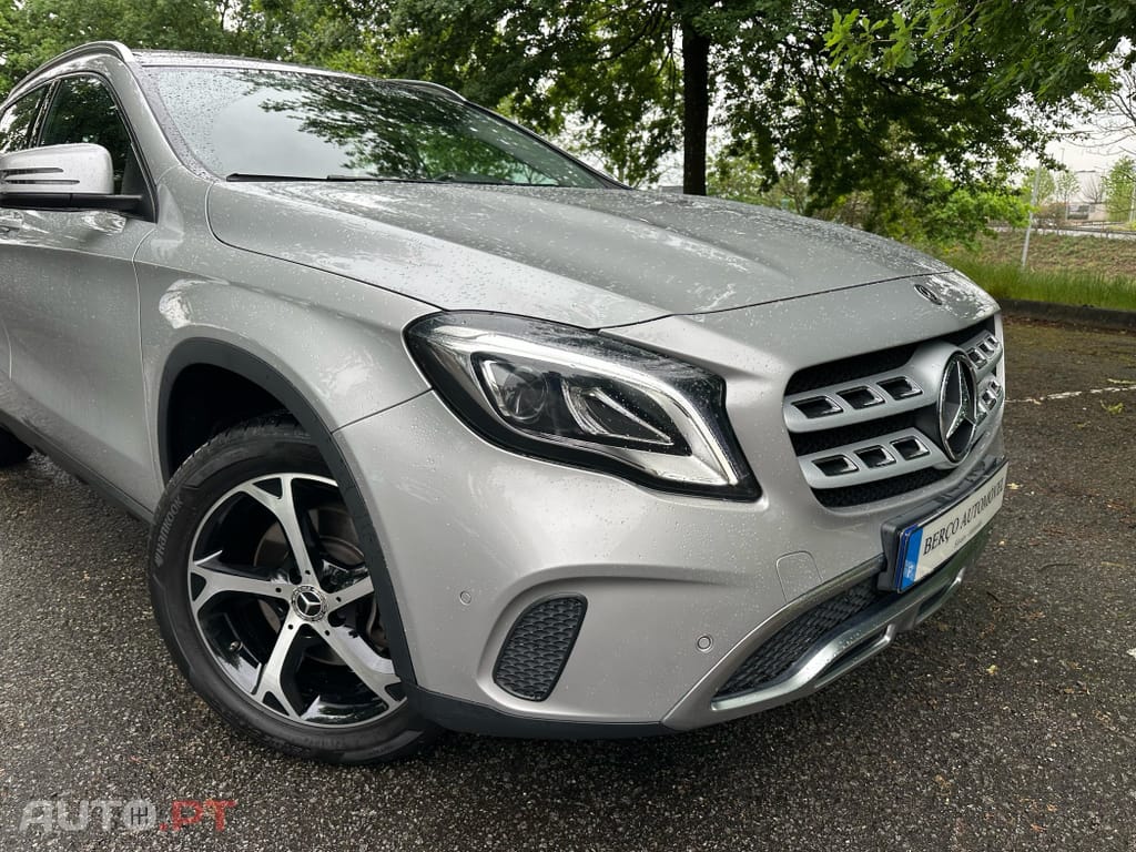 Mercedes-Benz GLA 220 4Matic 8G-DCT Special Edition