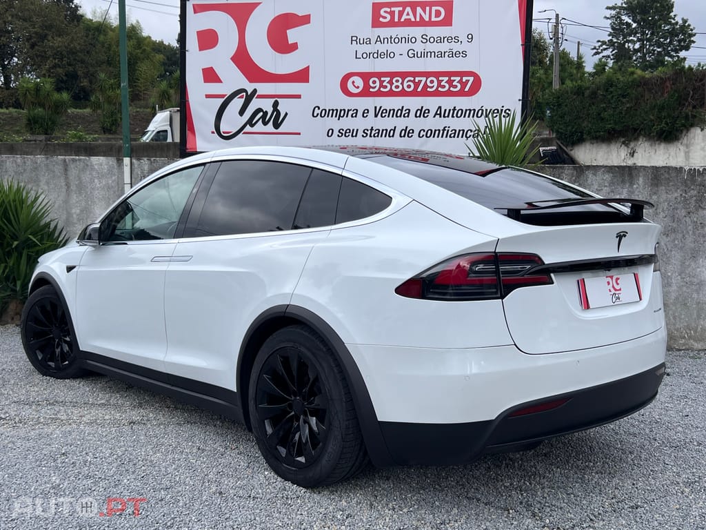 Tesla Model X Long Range Plus