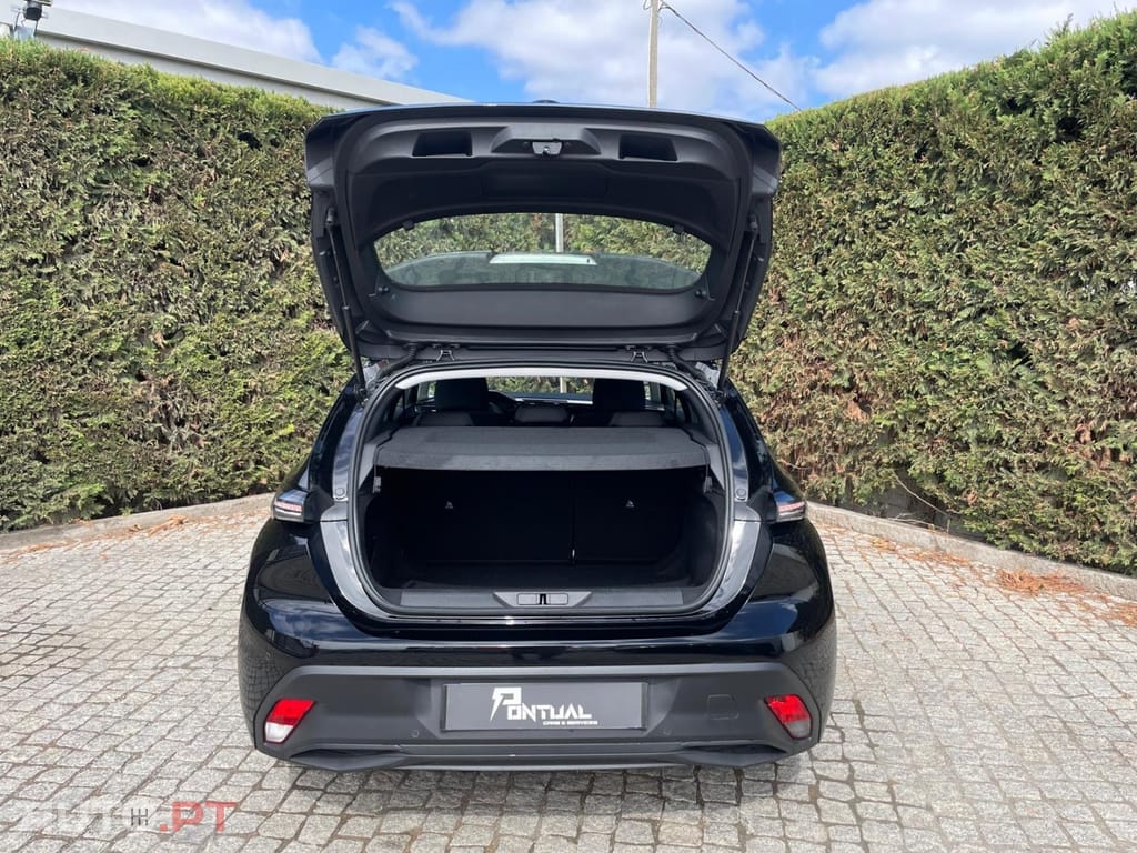 Peugeot 308 PureTech 130 EAT8 Active Pack