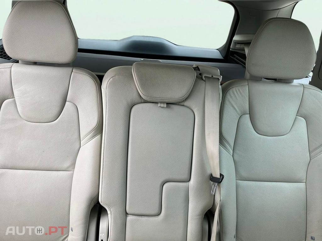 Volvo XC90 2.0 T8 PHEV Inscription Expression AWD