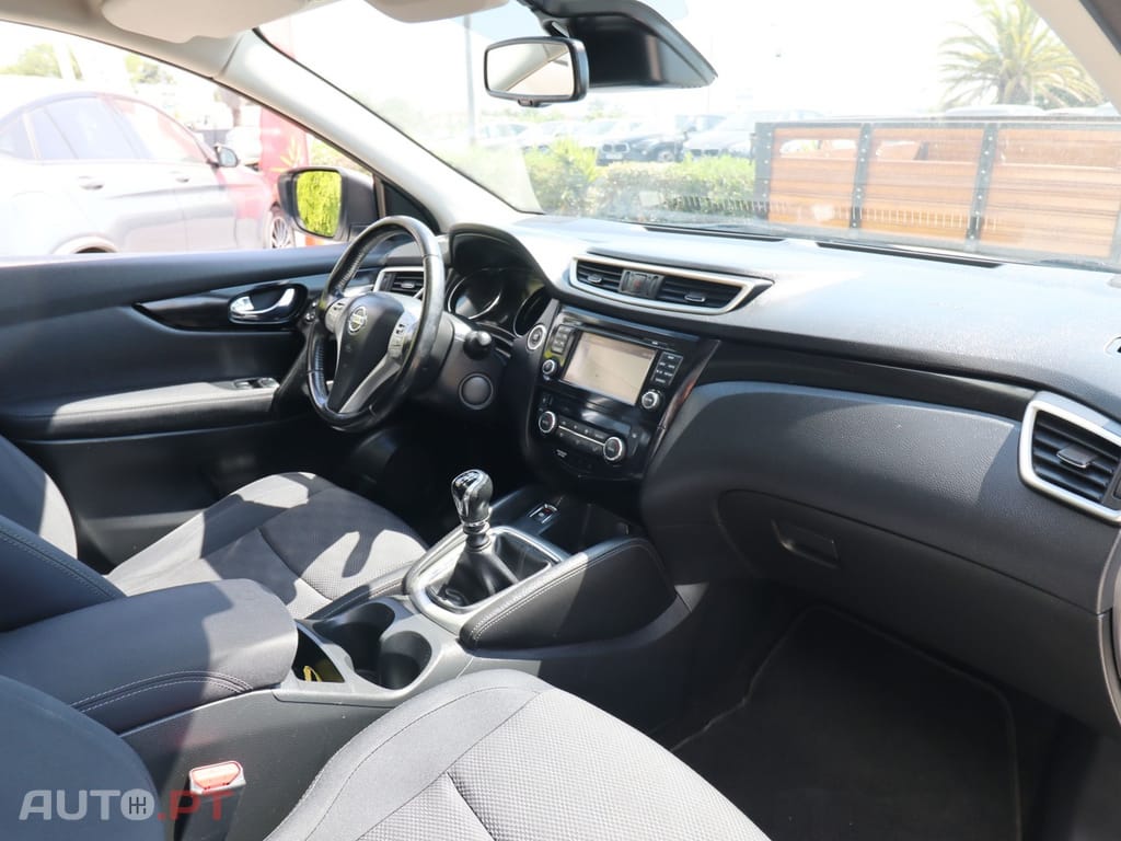 Nissan Qashqai 1.2 DIG-T Acenta