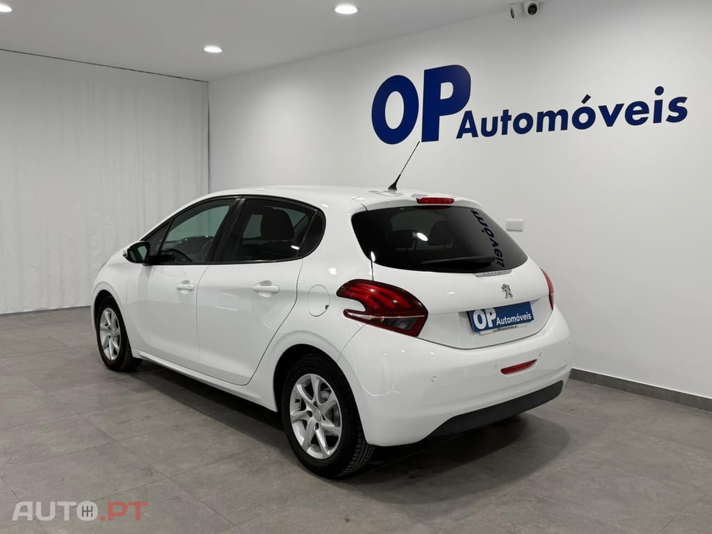 Peugeot 208 1.4 HDi Active