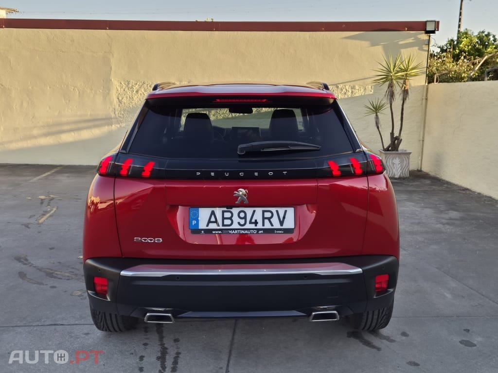 Peugeot 2008 1.2 PureTech Allure Pack