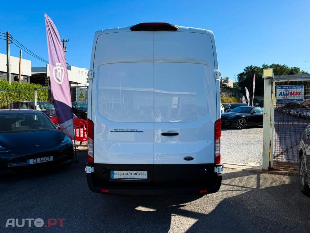 Ford Transit L2H3 Trend