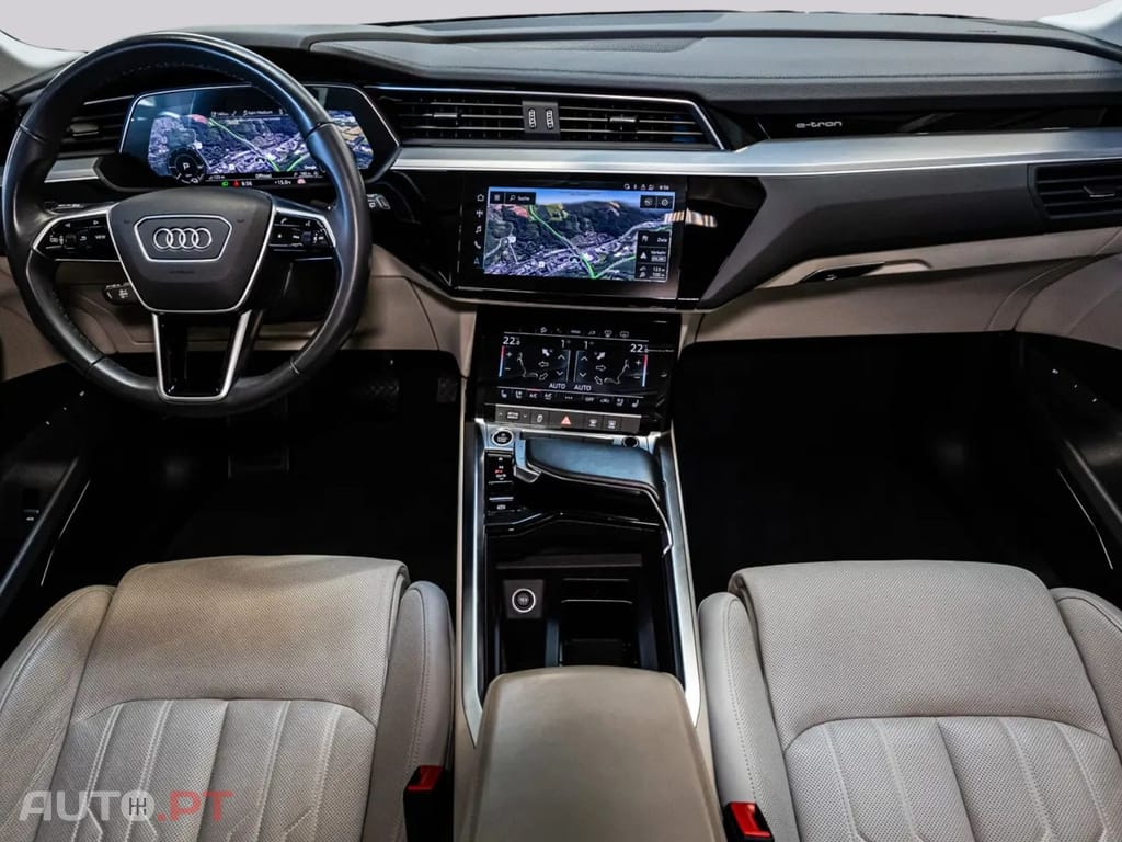 Audi E-Tron I.V.A DEDUTÍVEL 55 Q S LINE