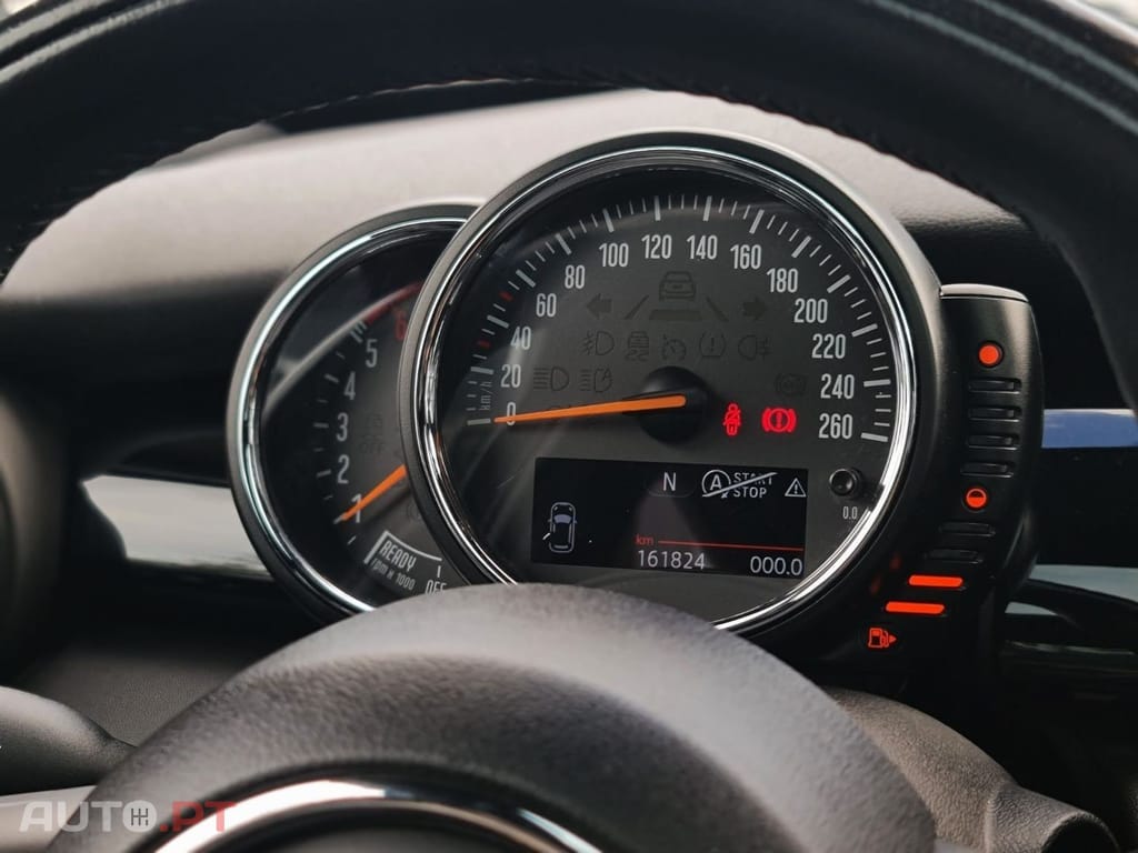 MINI Cooper Cooper SD Seven Chili