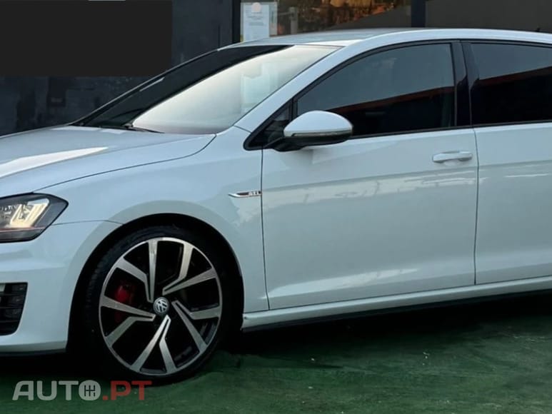 Volkswagen Golf 2.0 TSi GTi
