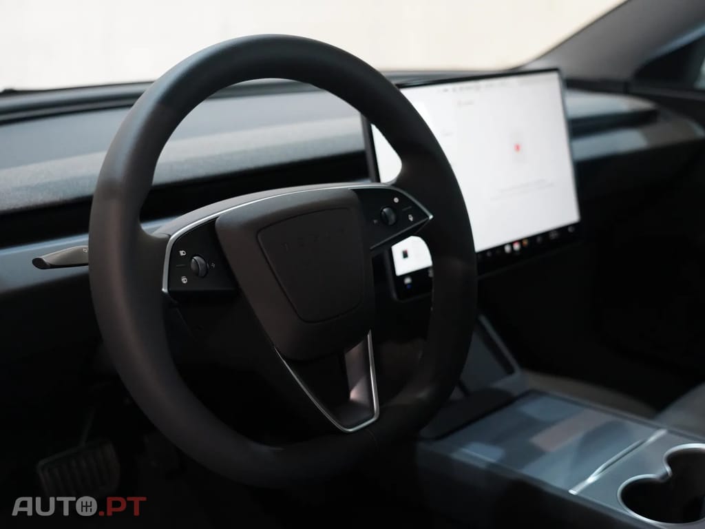 Tesla Model 3 Tração Traseira