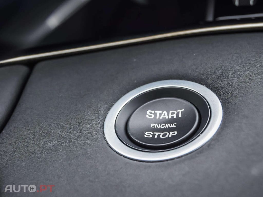 Land Rover Evoque 1.5 P160 R-Dynamic SE Auto