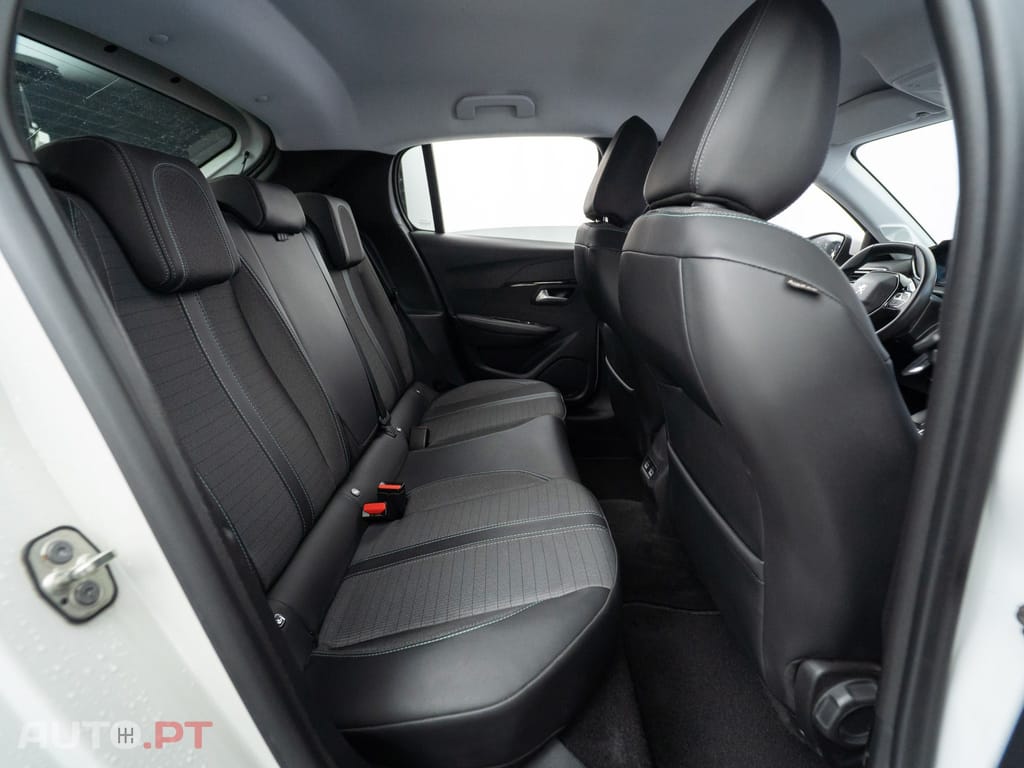 Peugeot E-208 50 kWh Allure