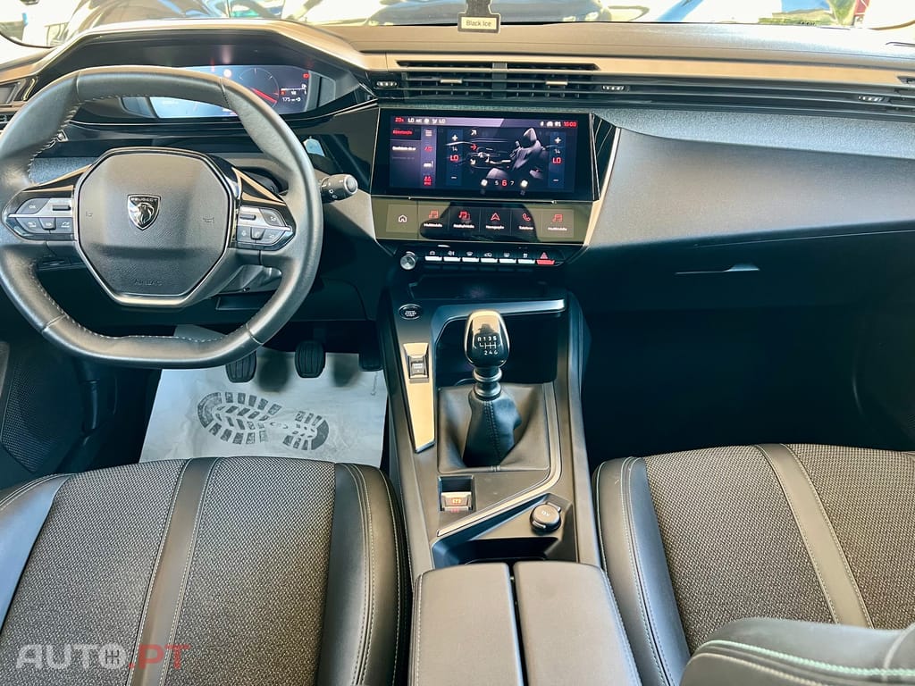 Peugeot 308 1.5 BlueHDi Allure Pack