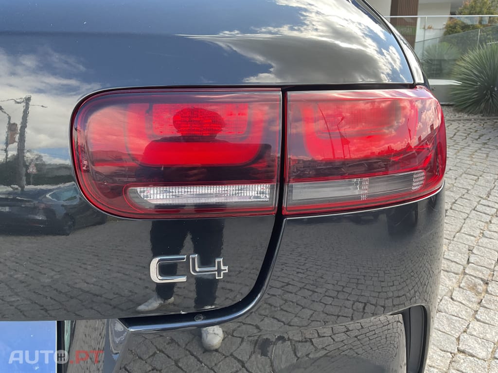 Citroen C4 Cactus 1.2 PureTech Shine