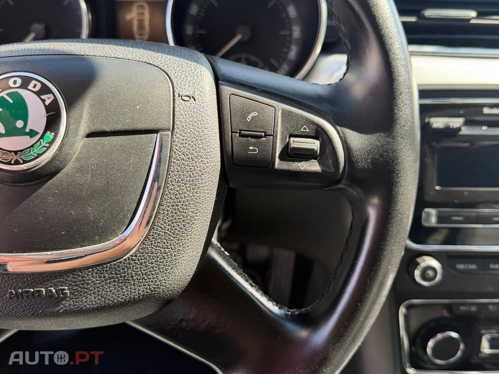Skoda Superb 1.6 TDi Ambition