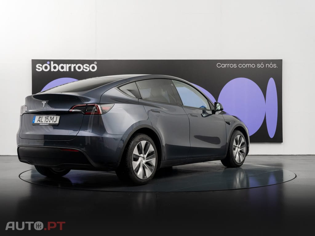 Tesla Model Y Long Range Tração Integral