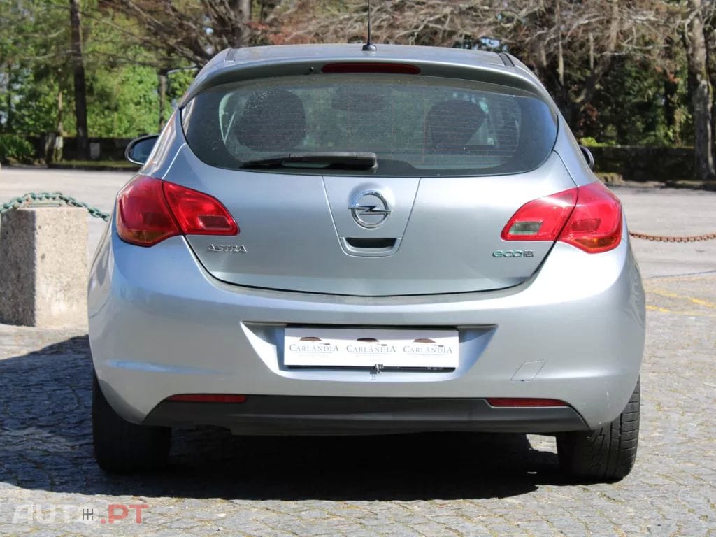 Opel Astra 1.3 CDTi Enjoy S/S J16