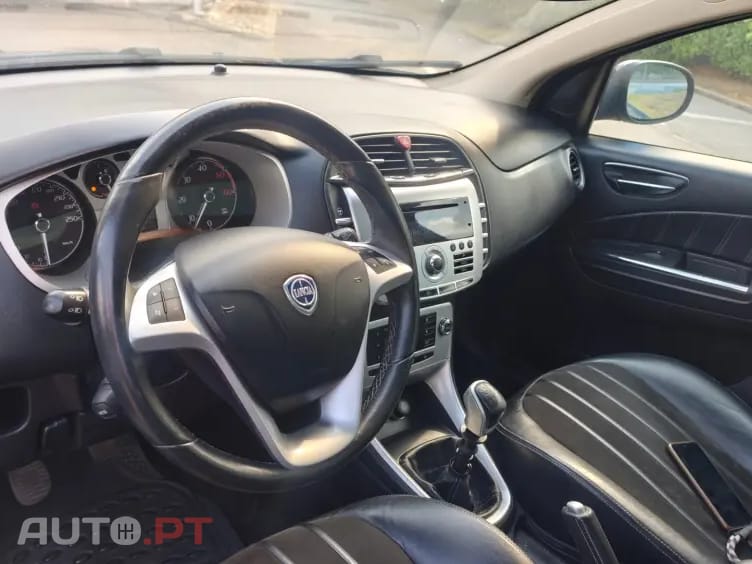 Lancia Delta 1.6 M-Jet Platinum