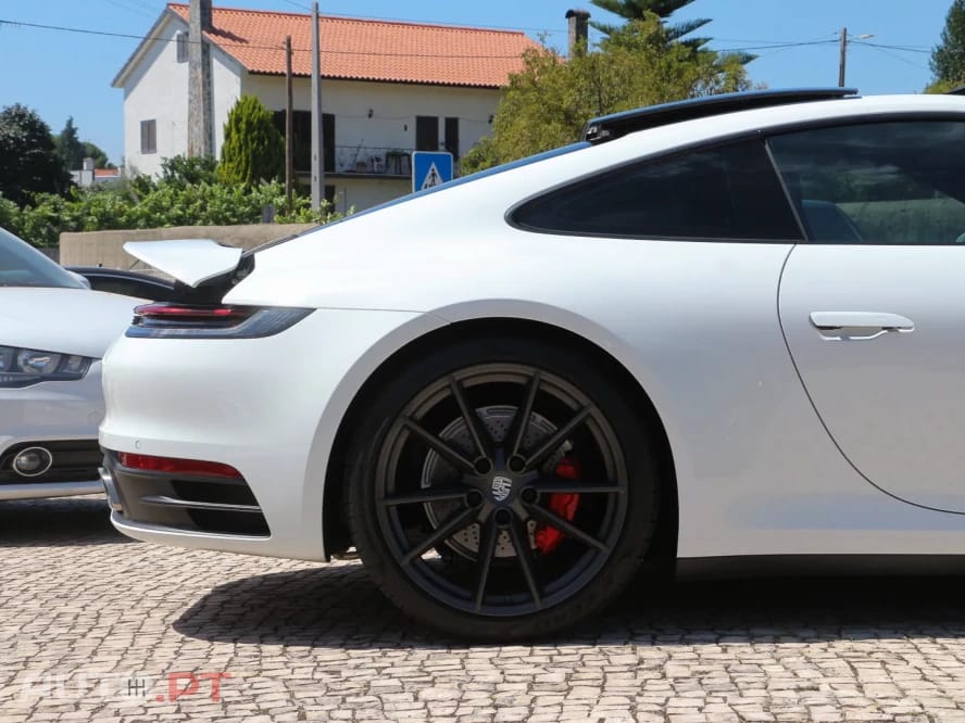 Porsche 911 Carrera PDK