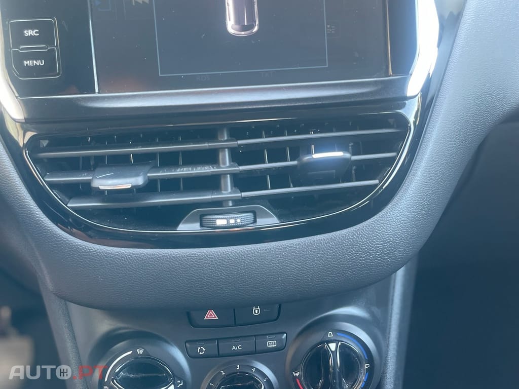 Peugeot 208 1.2 VTi Style