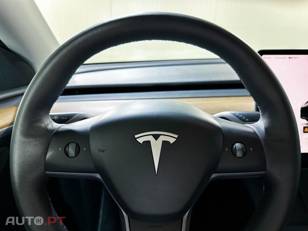 Tesla Model Y Long Range Dual Motor AWD