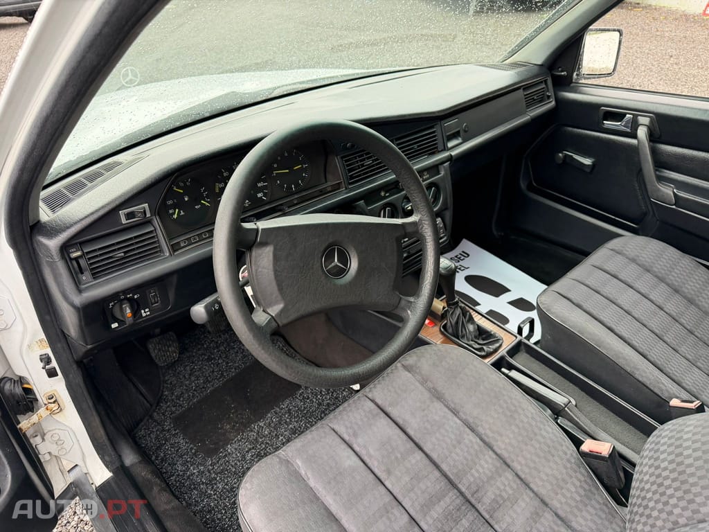 Mercedes-Benz 190 2.0