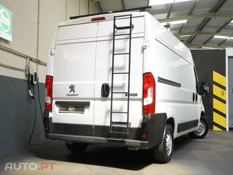 Peugeot Boxer 2.0 BlueHDi 330 L2H2