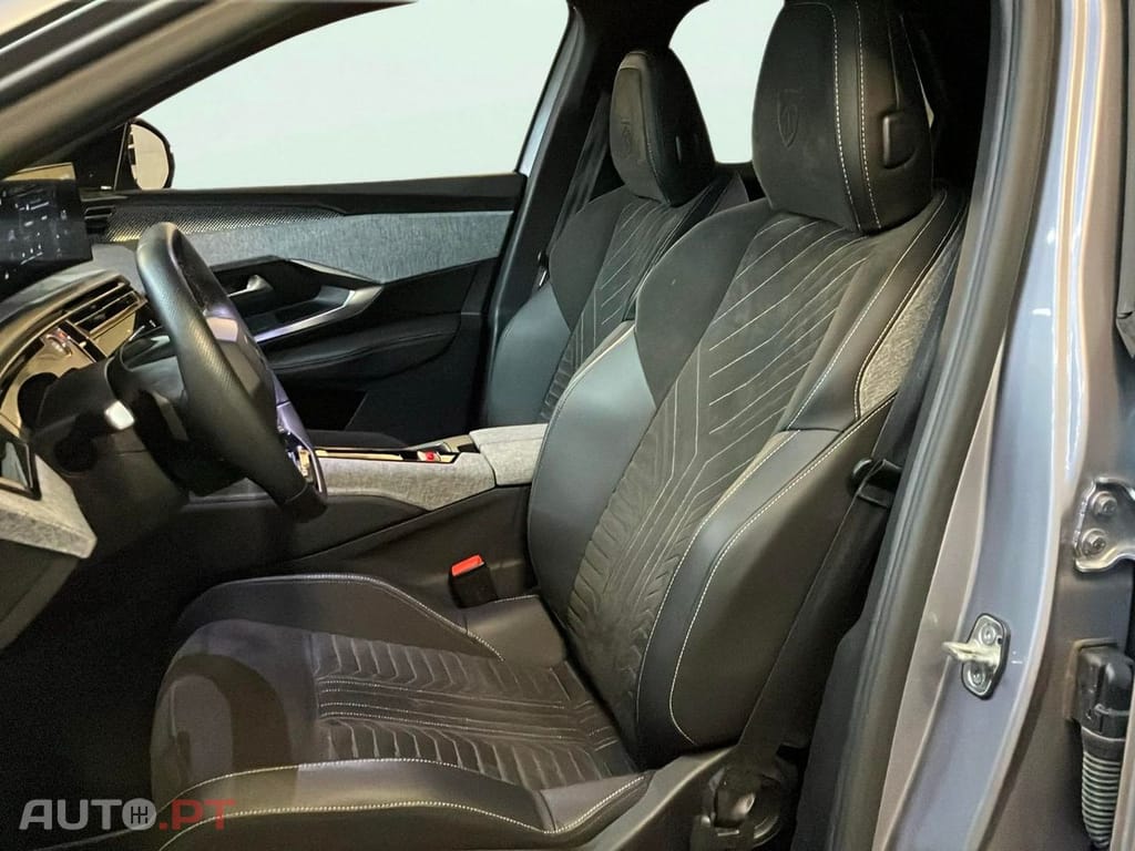 Peugeot 3008 1.2 Hybrid GT e-DCS6