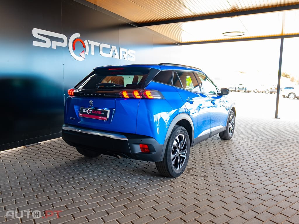 Peugeot 2008 1.2 PureTech Allure Pack