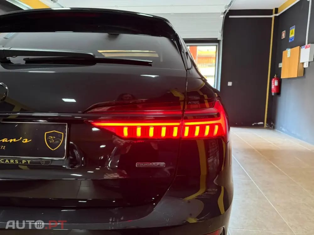 Audi A6 Avant Sport 40 TDI quattro S line HUD Matrix Black Edition — fotografia 8
