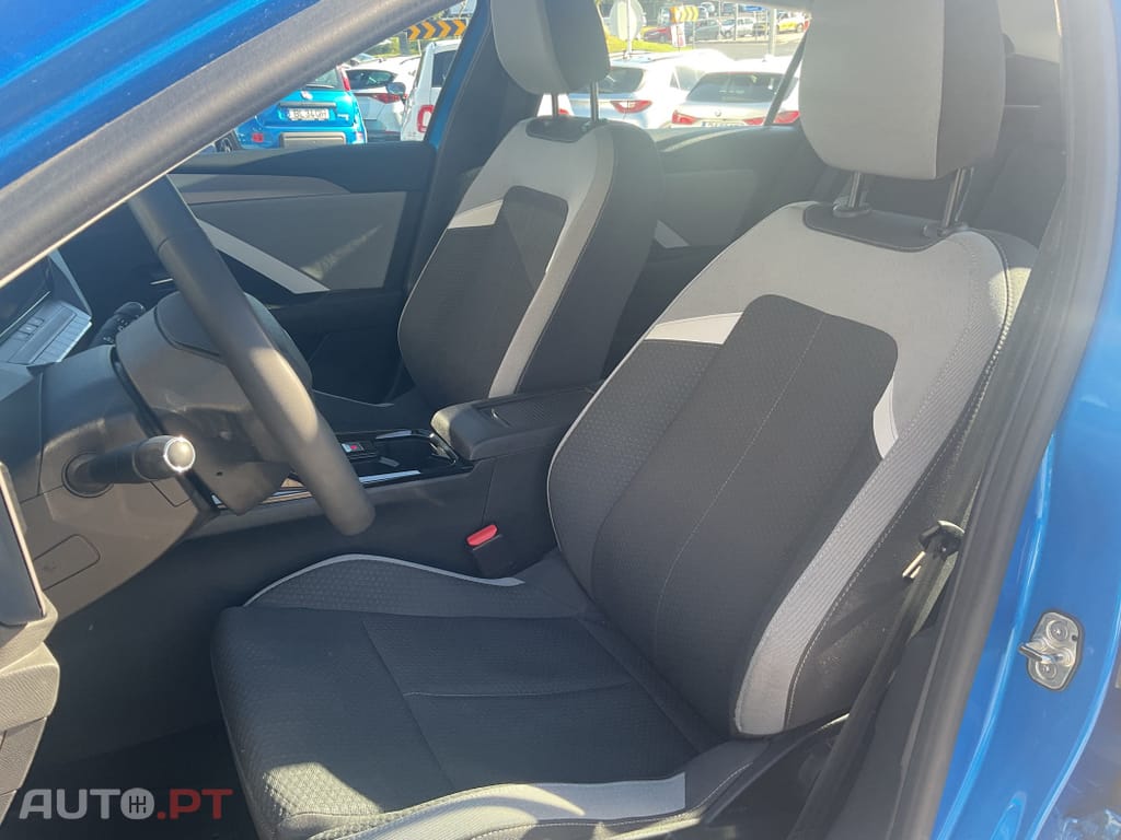 Opel Astra Sports Tourer 1.2 T Edition