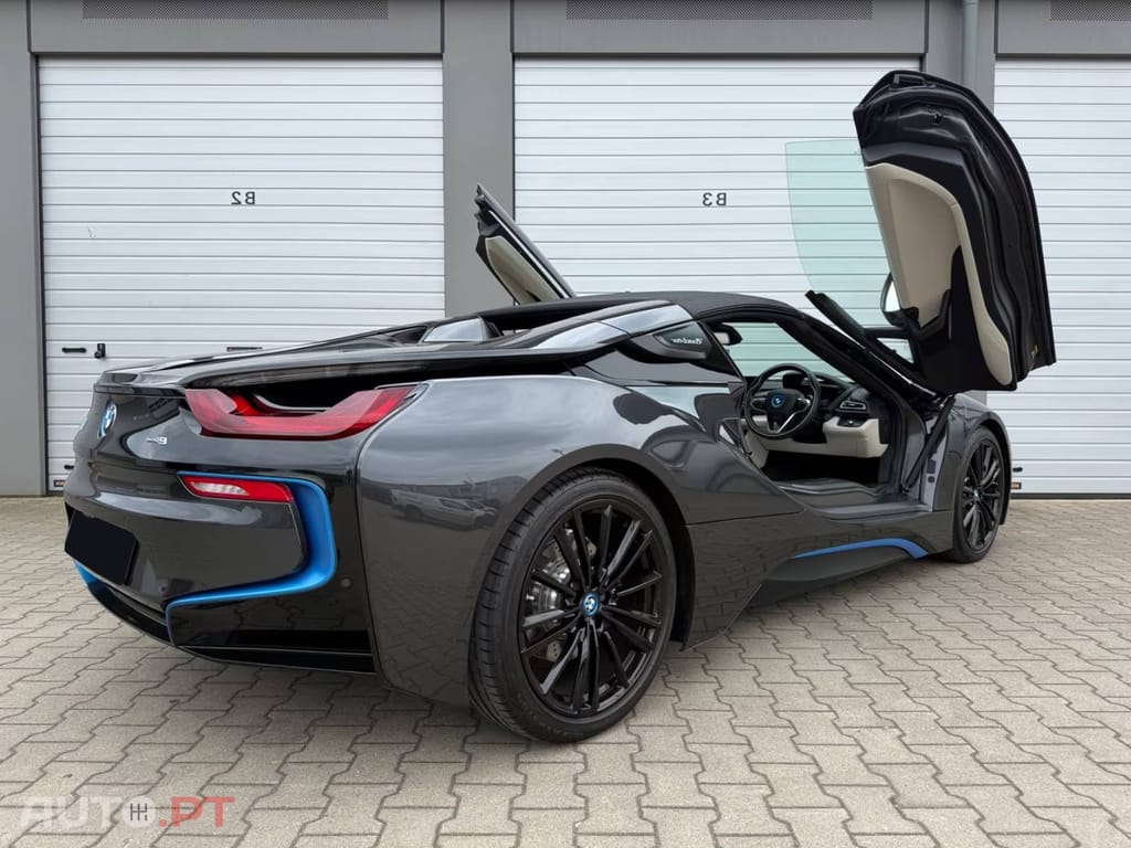 BMW i8 Roadster First Edition