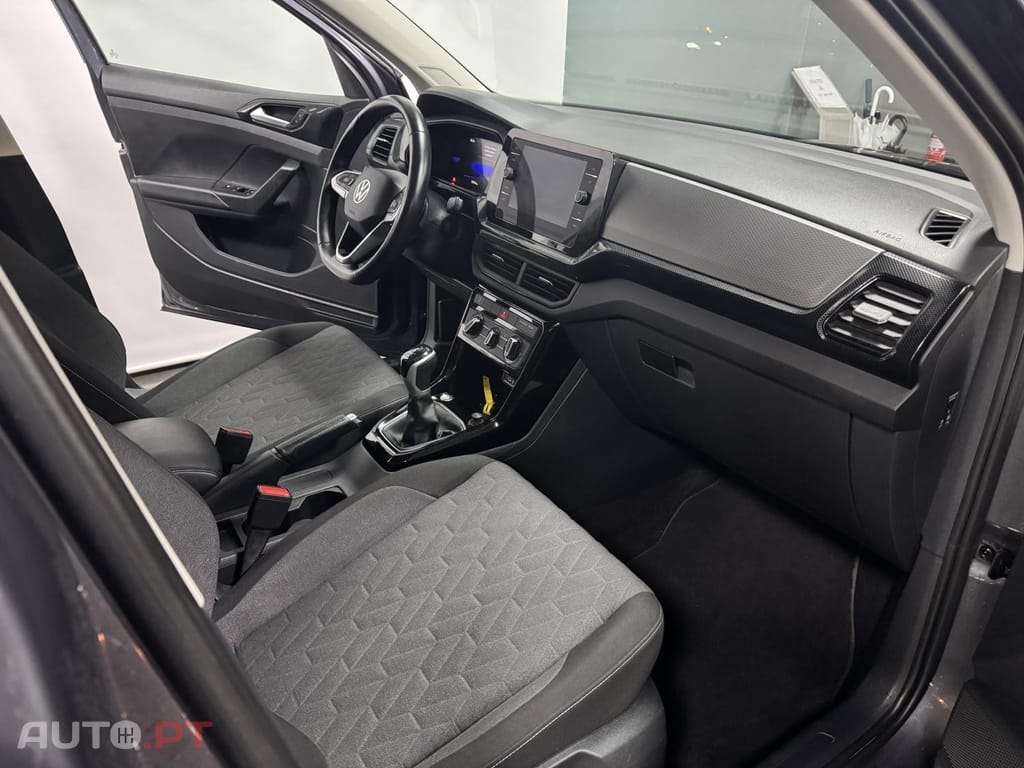 Volkswagen T-Cross 1.0 TSI Urban DSG