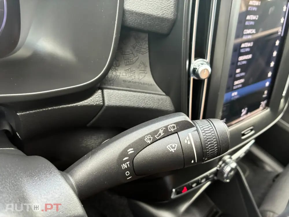 Volvo XC40 1.5 T2 Momentum Plus Geartronic