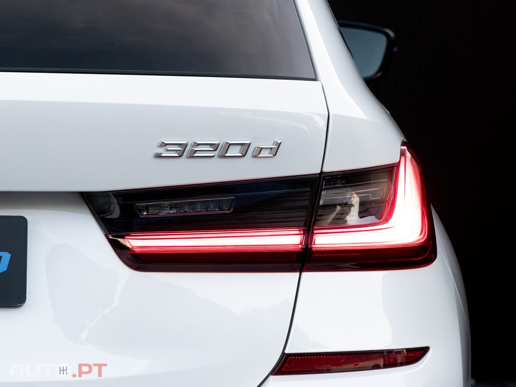 BMW 320 D PACK M PERFORMANCE