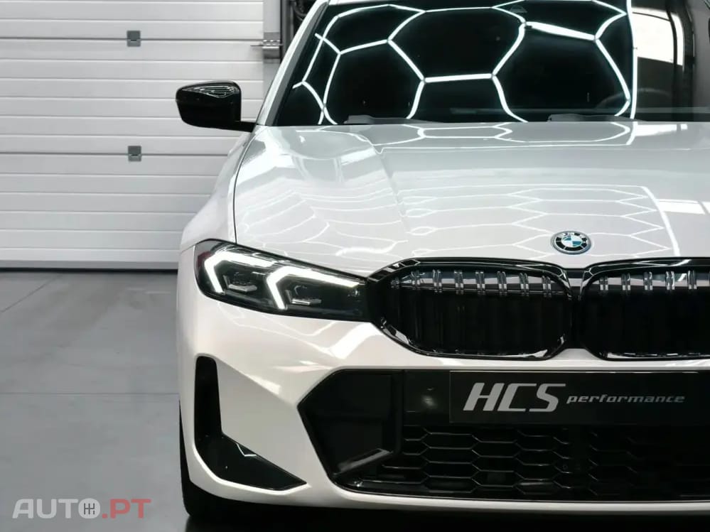 BMW 330 e Pack Desportivo M Pro Auto